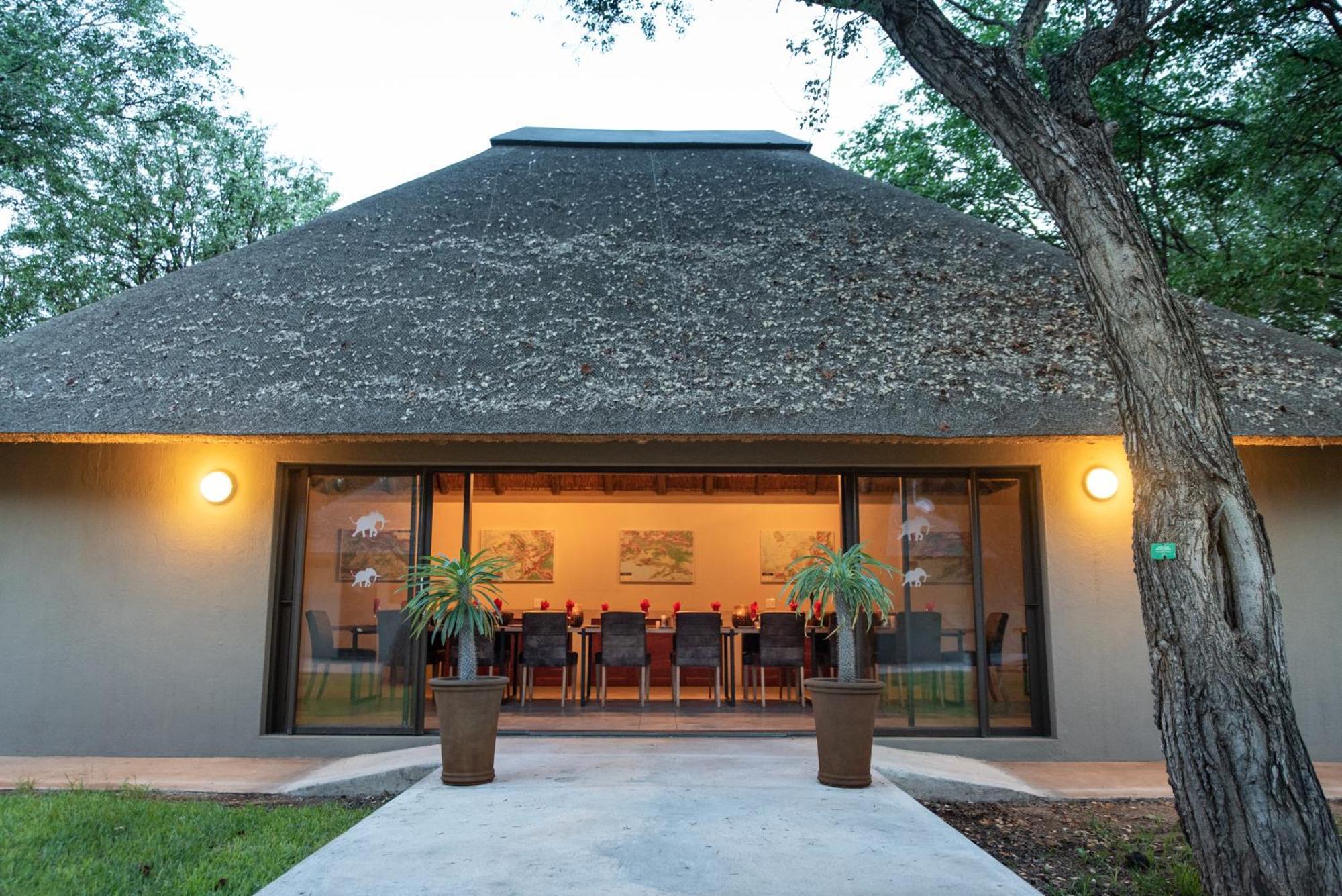 Senalala Safari Lodge Klaserie Private Nature Reserve Zewnętrze zdjęcie